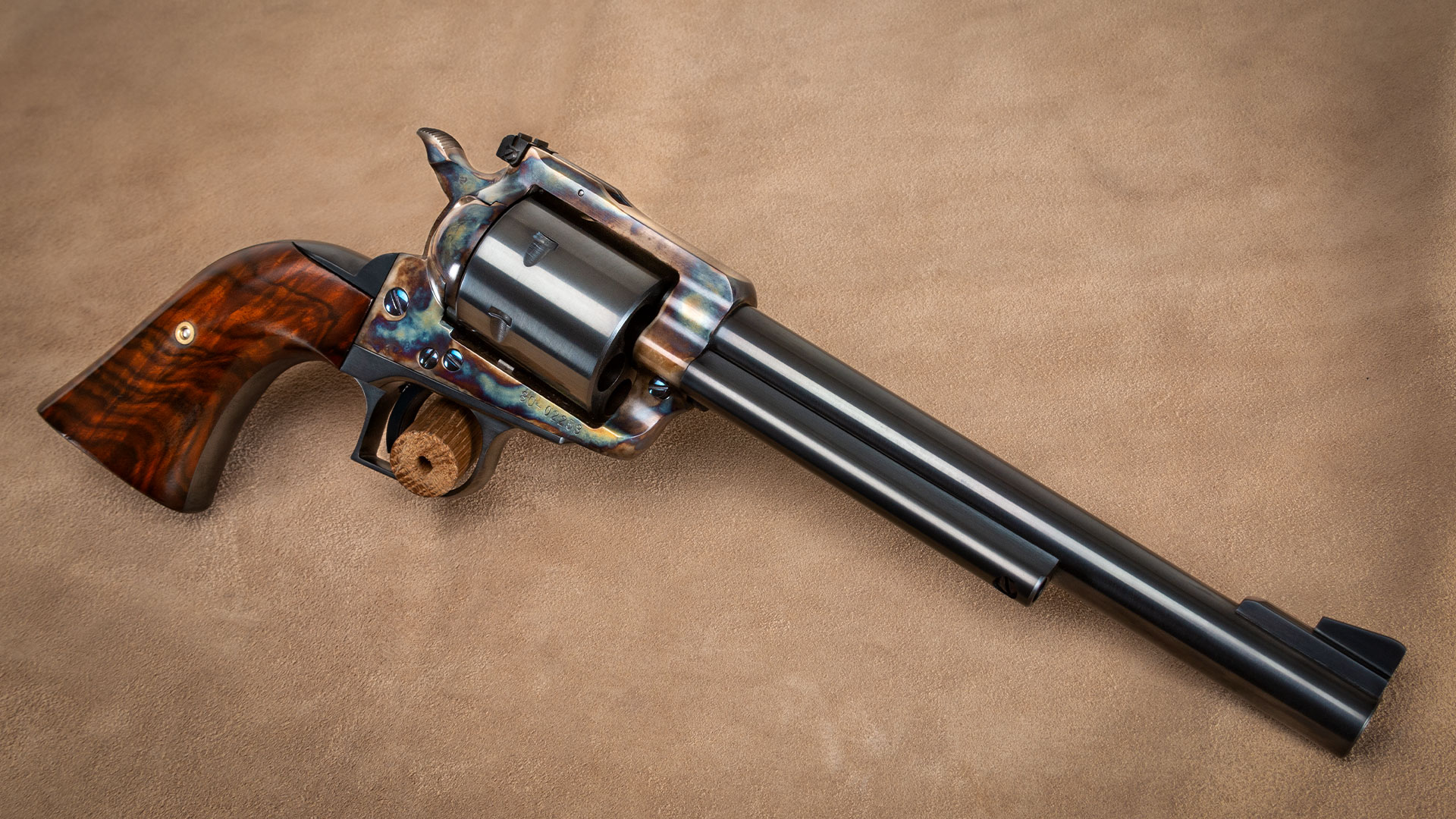 Turnbull Finished Ruger Super Blackhawk, featuring signature bone charcoal color case hardening by Turnbull Restoration Co.